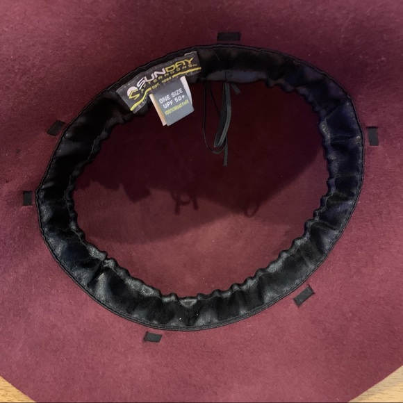 Sunday Afternoons‎ Maroon Wool Felt Cloche Hat - Picture 3 of 13